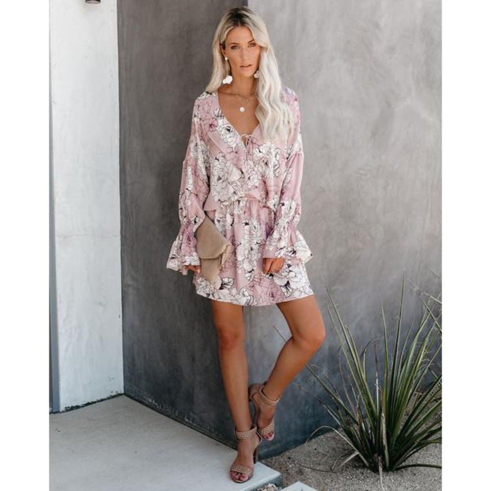 NWOT | Vici Ruffle Dress (S)